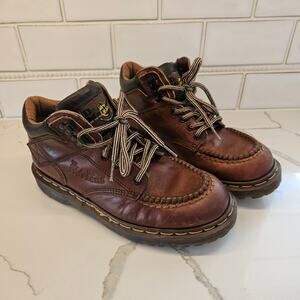 Vintage 90’s Doc Dr. Martens 9042 Lace Up Leather Chukka Hiking Boots sz 6 Y2K